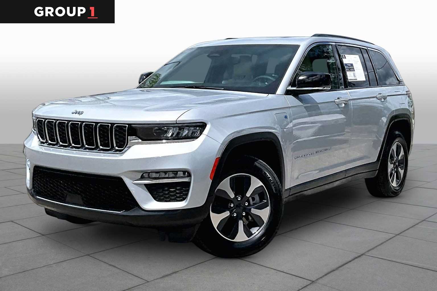 Used 2024 Jeep Grand Cherokee Limited 4xe AWD/4WD image 1