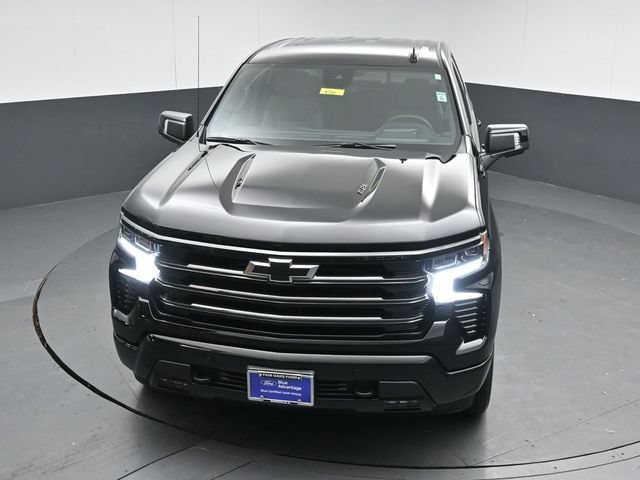 Used 2026 Chevrolet Silverado 1500 High Country w/ Midnight Edition AWD/4WD image 40