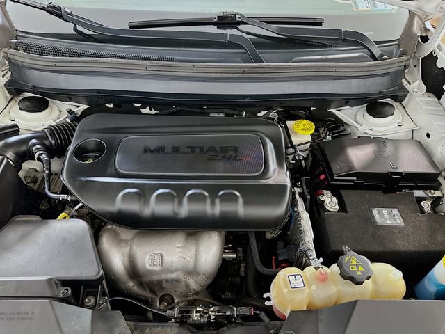 Used 2019 Jeep Cherokee Latitude w/ Popular Appearance Group AWD/4WD image 22