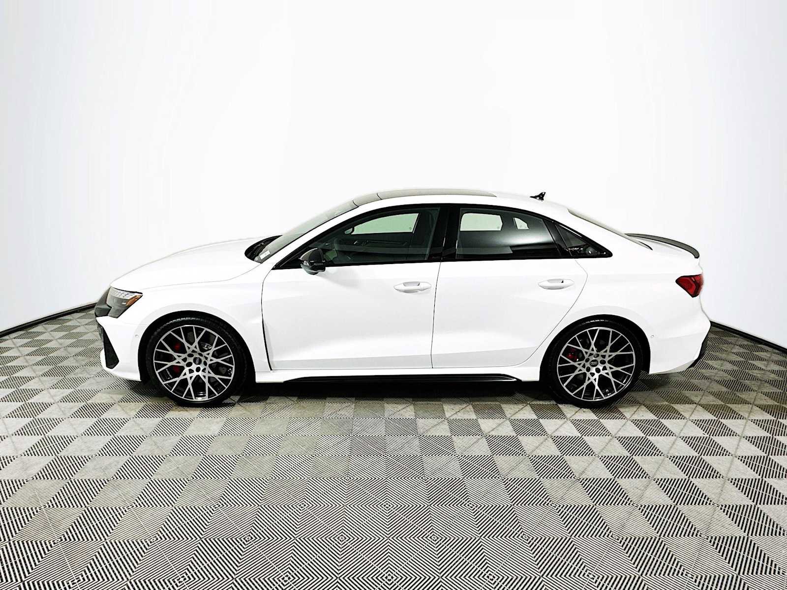 New 2026 Audi RS 3 image 4