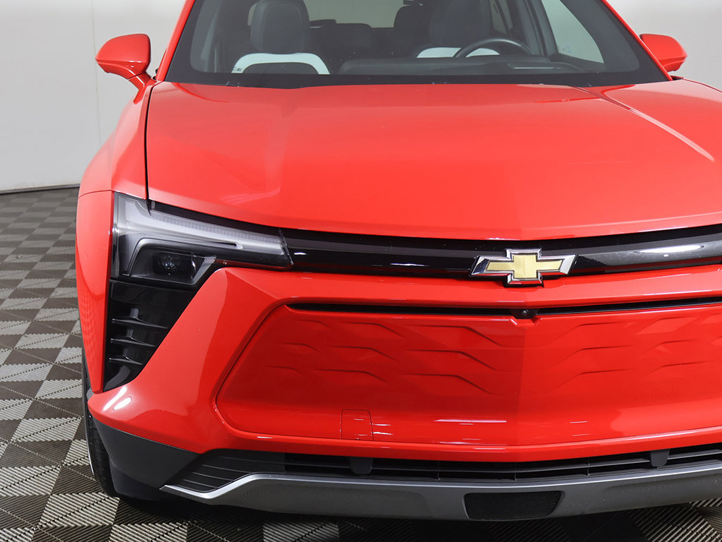 Used 2024 Chevrolet Blazer EV LT AWD/4WD image 16