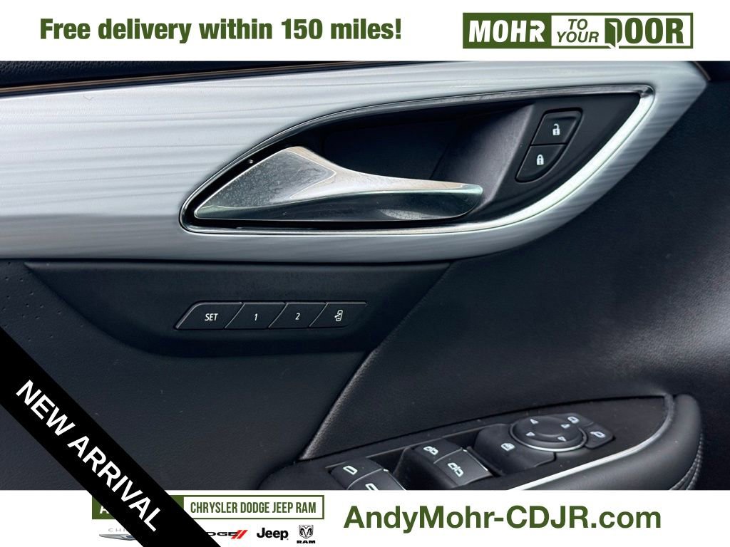 Used 2024 Buick Envision Avenir image 12