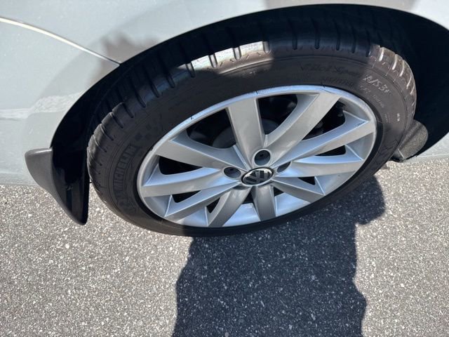 Used 2010 Volkswagen Jetta SE image 10