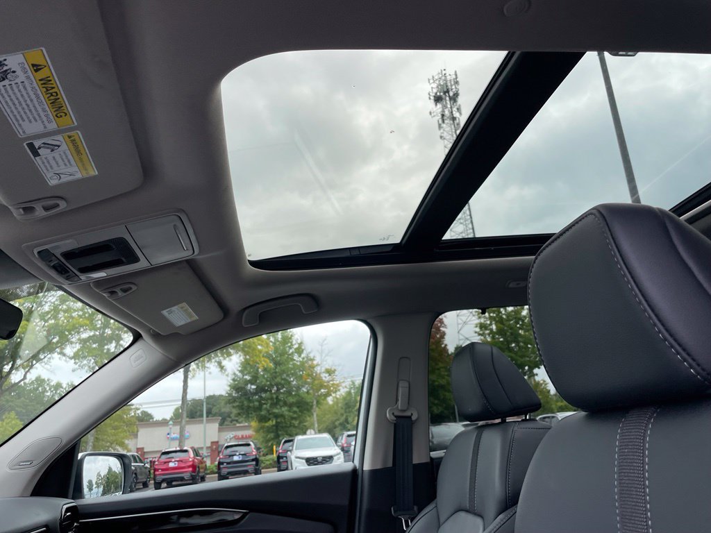 Certified 2025 Honda Pilot Touring image 28