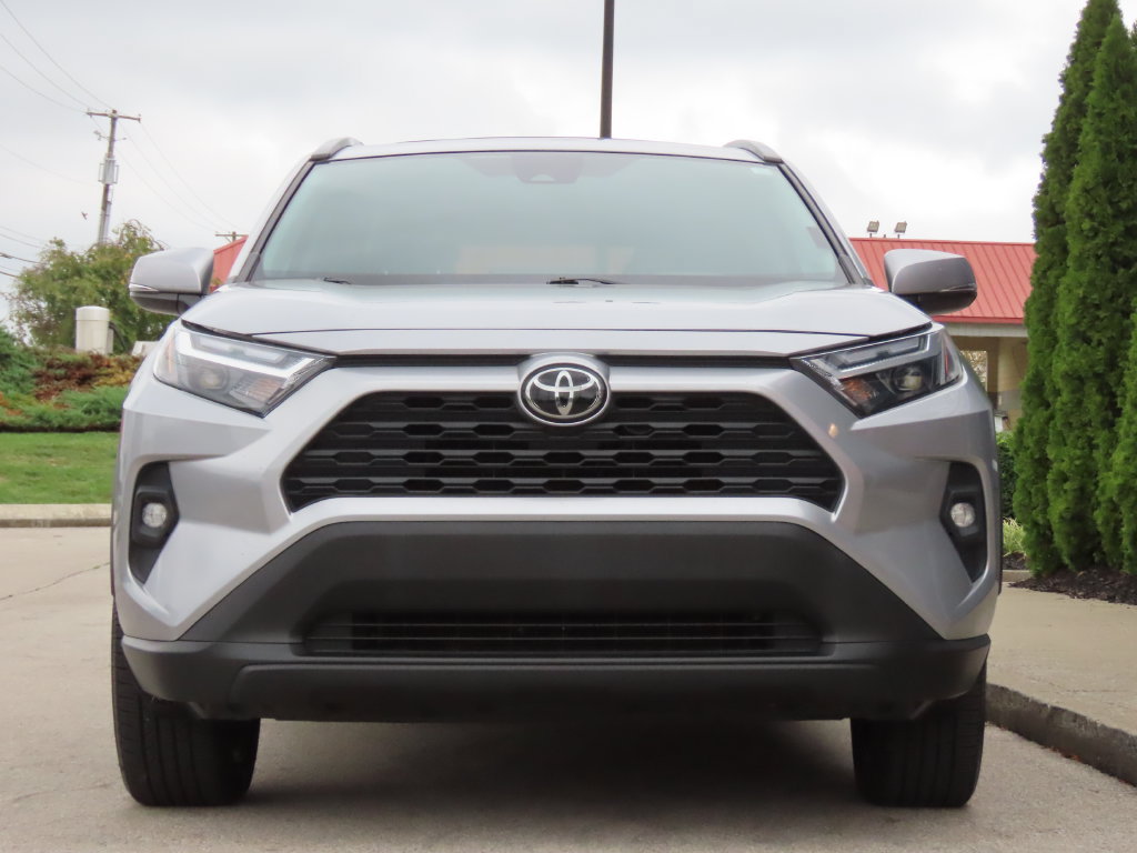 Used 2024 Toyota RAV4 XLE Premium AWD/4WD image 6