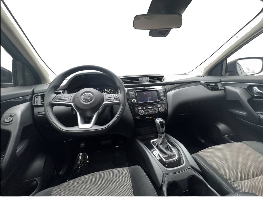 Used 2020 Nissan Rogue Sport SV FWD image 32