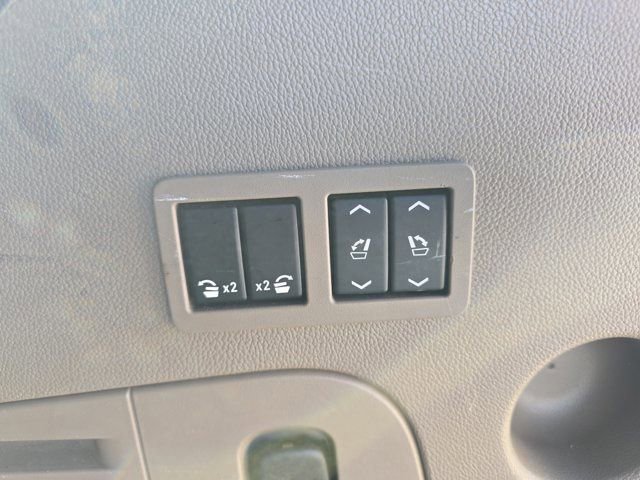 Used 2015 GMC Yukon SLT w/ Open Road Package image 15