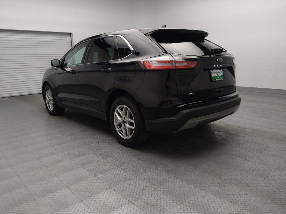 Used 2024 Ford Edge SEL image 5