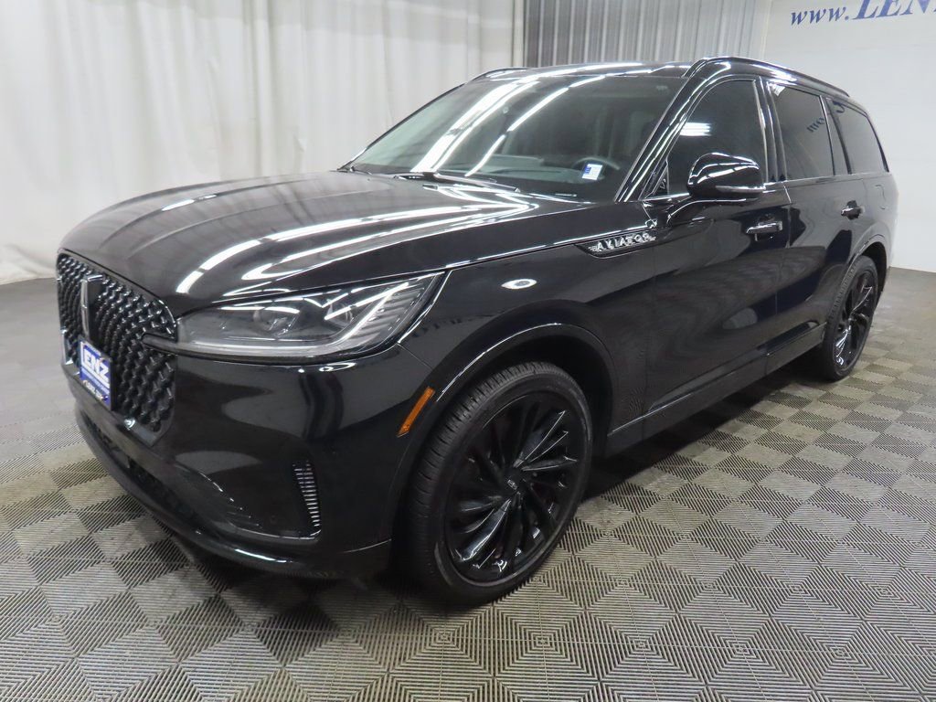 Used 2025 Lincoln Aviator Reserve w/ Equipment Group 201A image 6