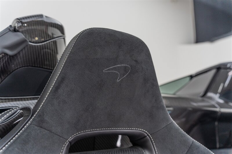 Used 2024 McLaren 750S Spider RWD image 56