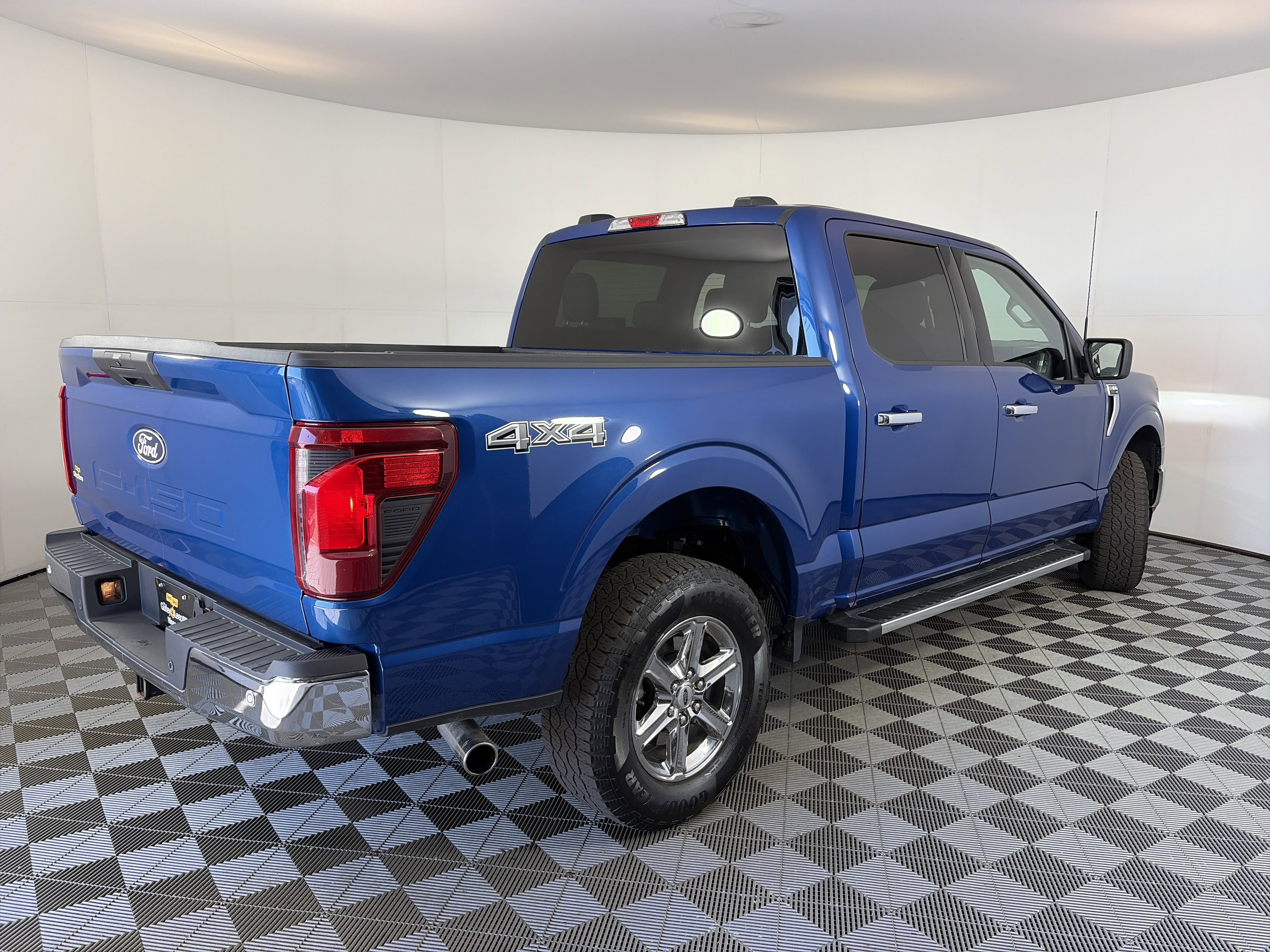 Used 2025 Ford F150 XLT w/ Equipment Group 301A Standard AWD/4WD image 10