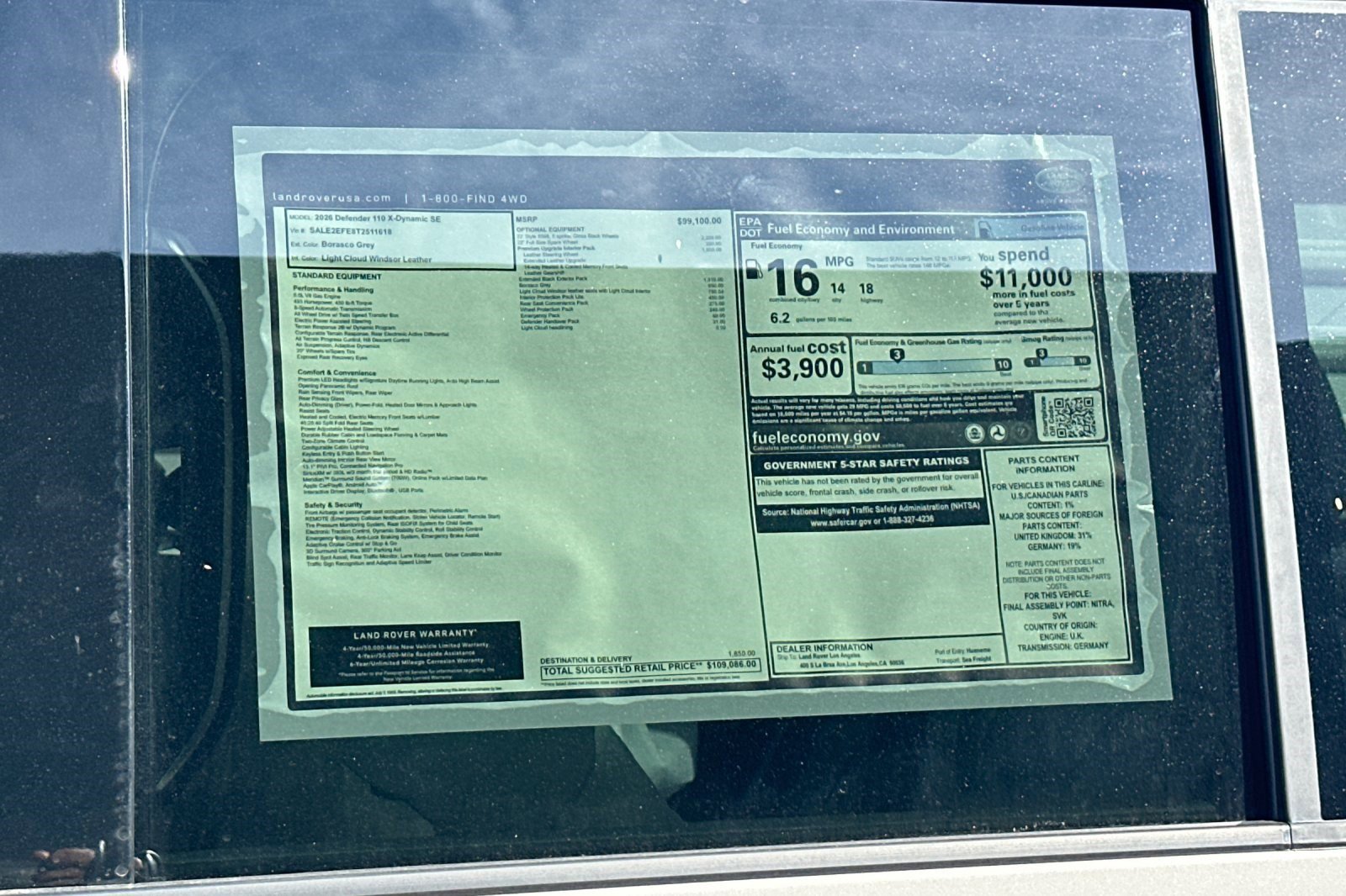 New 2026 Land Rover Defender 110 X-Dynamic SE image 29