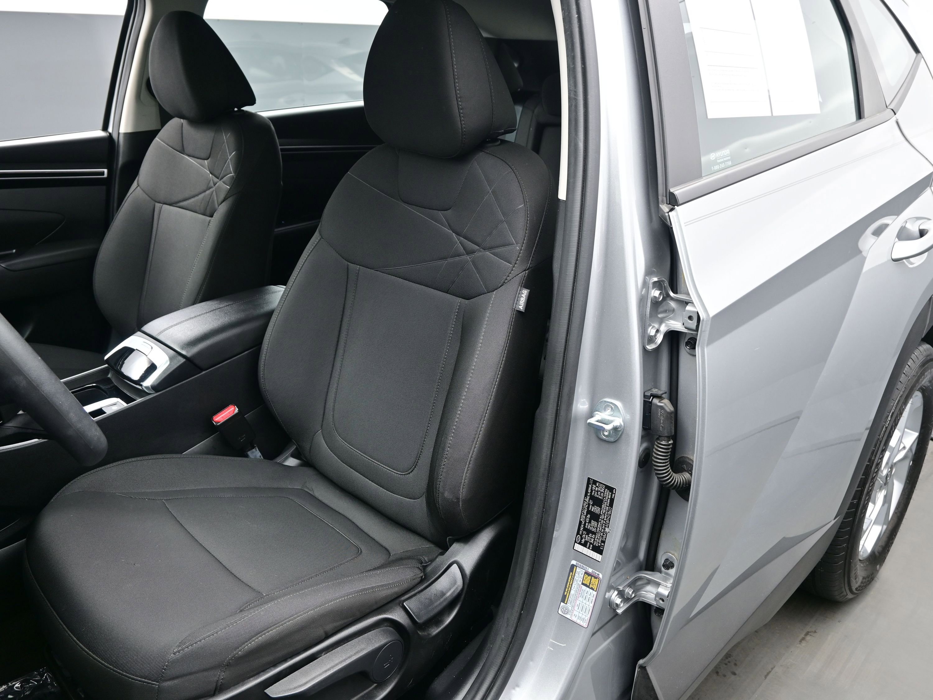 Used 2023 Hyundai Tucson SE AWD/4WD image 10