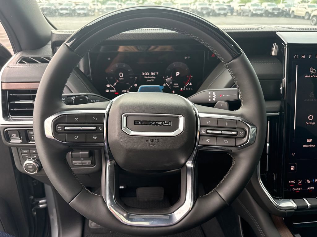 New 2026 GMC Yukon Denali w/ Denali Reserve Package AWD/4WD image 20