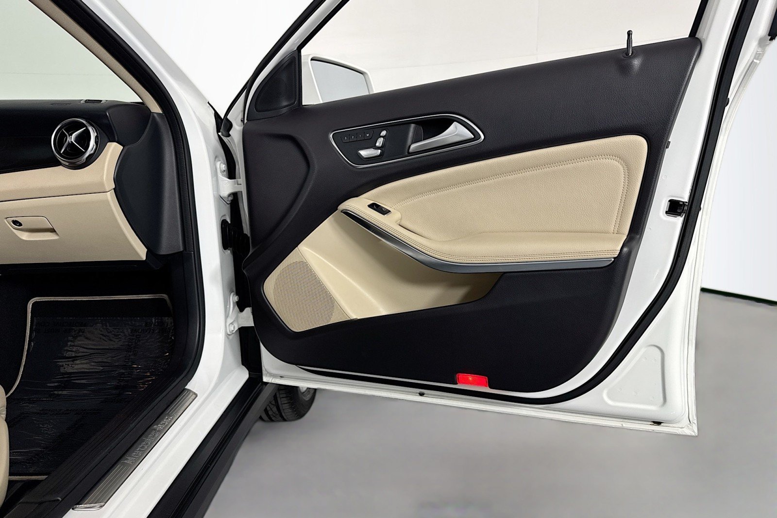 Certified 2019 Mercedes-Benz GLA 250 image 22