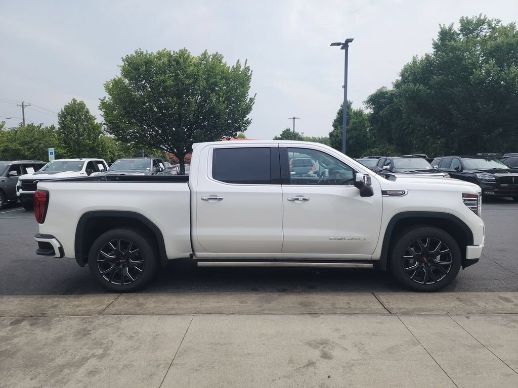 Certified 2022 GMC Sierra 1500 Denali AWD/4WD image 9