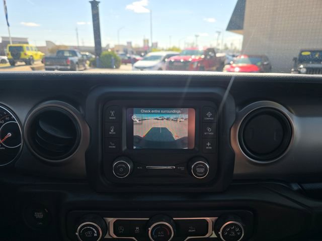 Used 2020 Jeep Gladiator Sport w/ Quick Order Package 24S AWD/4WD image 17