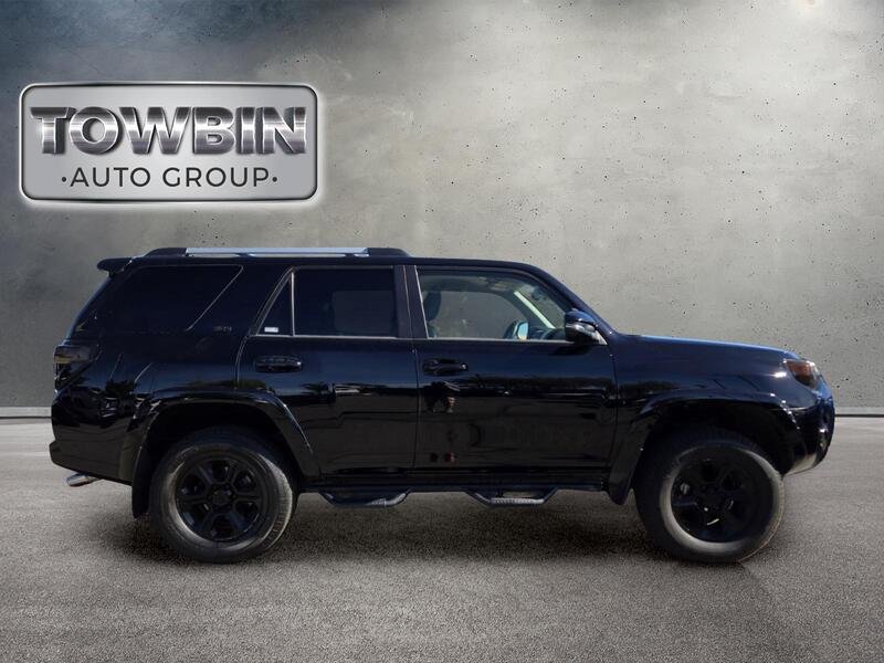 Used 2019 Toyota 4Runner SR5 Premium AWD/4WD image 3