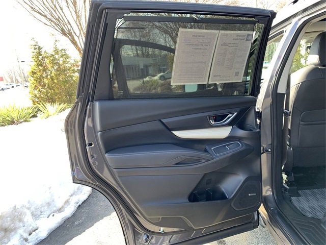 Used 2022 Subaru Ascent Limited w/ Technology Package image 15
