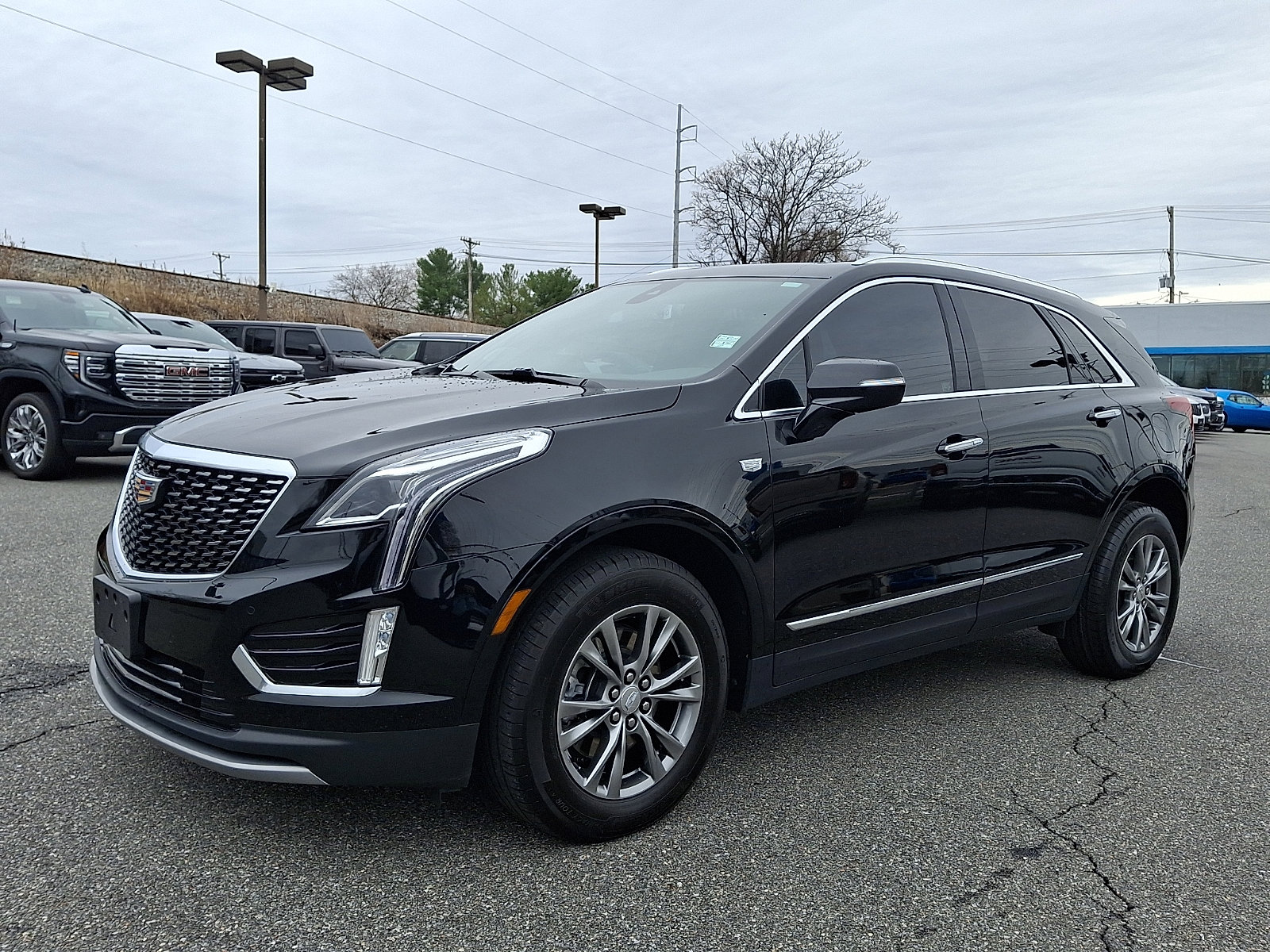 Used 2023 Cadillac XT5 Premium Luxury w/ LPO, Floor Liner Package image 3