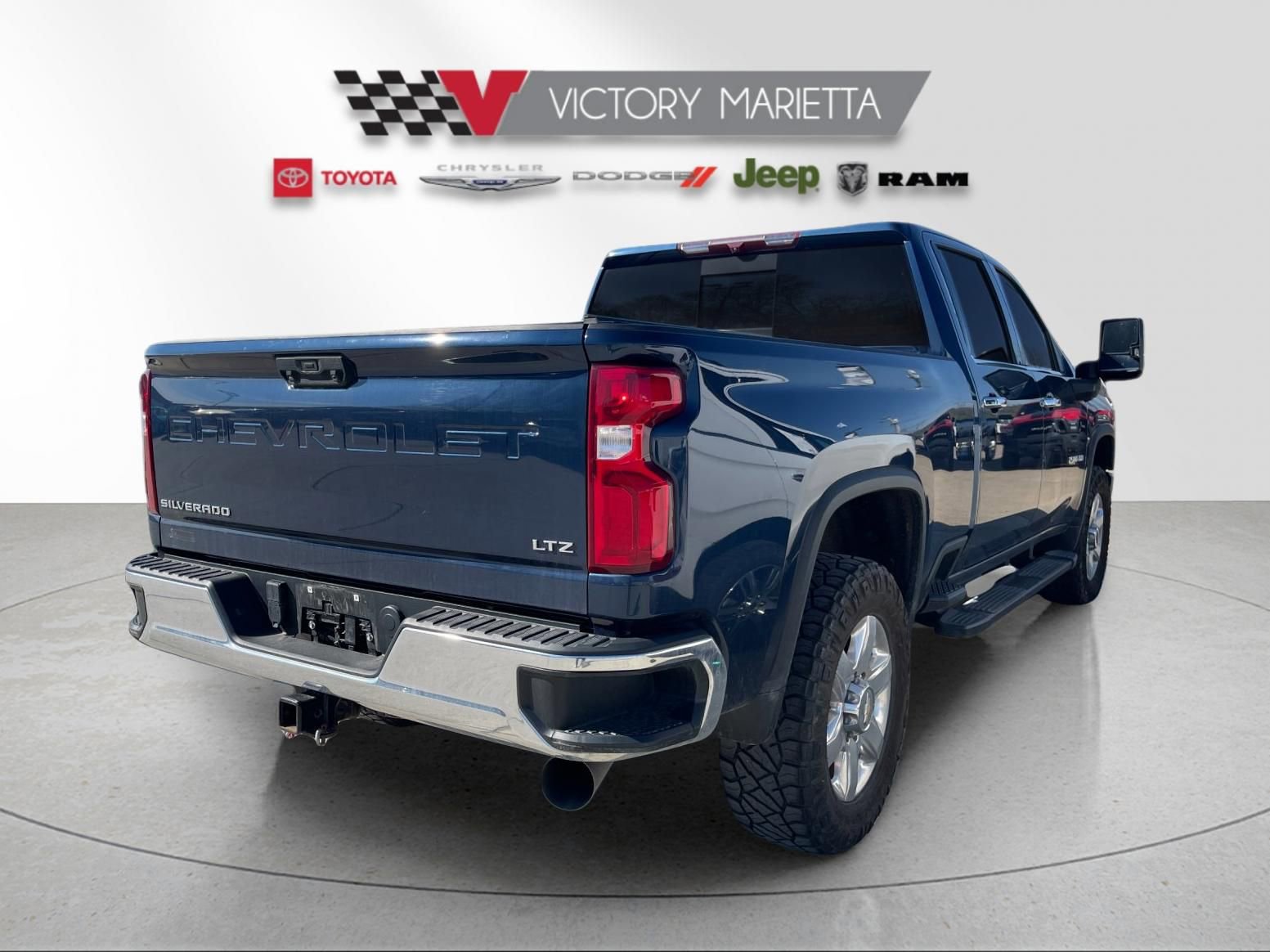 Used 2021 Chevrolet Silverado 2500 LTZ w/ LTZ Convenience Package image 4