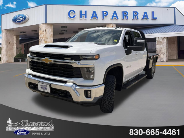 Used 2024 Chevrolet Silverado 2500 LT w/ Convenience Package AWD/4WD image 2