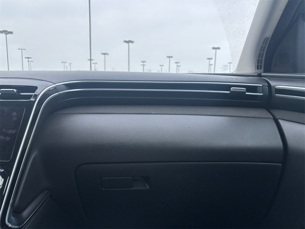 Used 2024 Hyundai Tucson Limited image 16