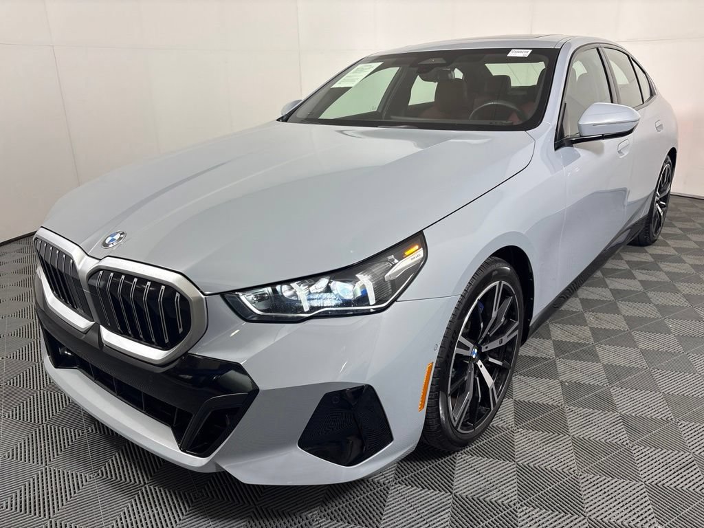 Certified 2026 BMW 530i w/ M Sport Package RWD image 2