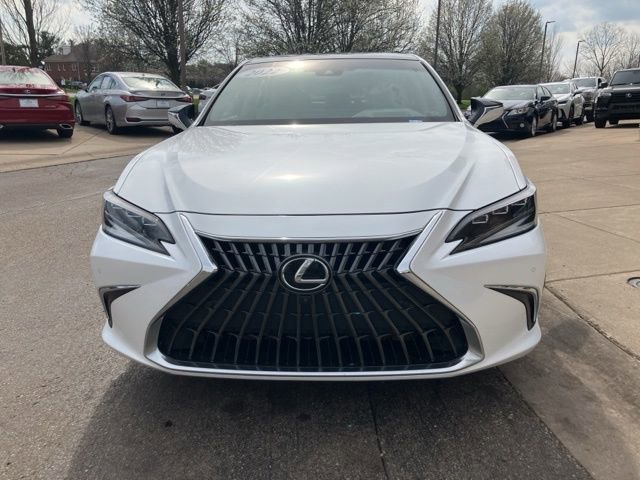 Used 2022 Lexus ES 350 Ultra Luxury w/ Accessory Package 2 image 8