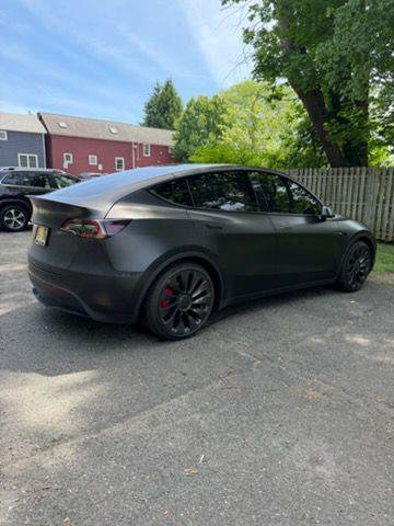 Used 2022 Tesla Model Y Performance AWD/4WD image 2