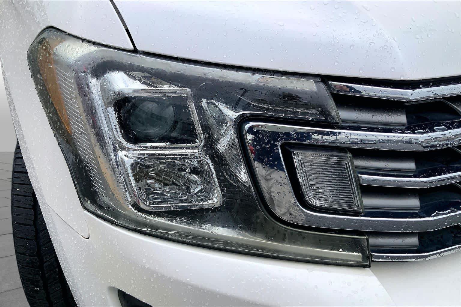 Used 2018 Ford Expedition XLT w/ Equipment Group 202A RWD image 24