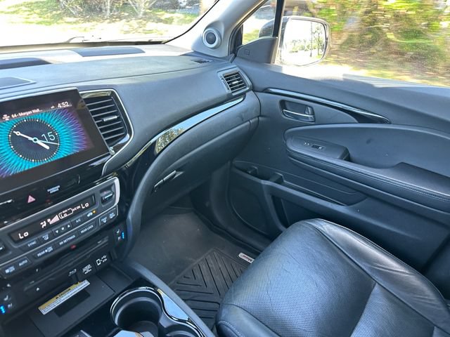 Used 2020 Honda Pilot Elite image 30