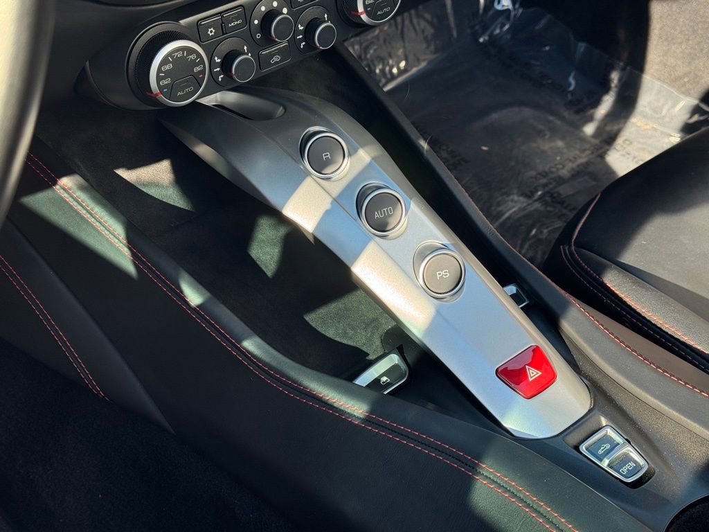 Used 2016 Ferrari California T image 81