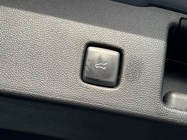 Certified 2023 Ford Escape ST-Line Elite w/ Premium Technology Package image 39