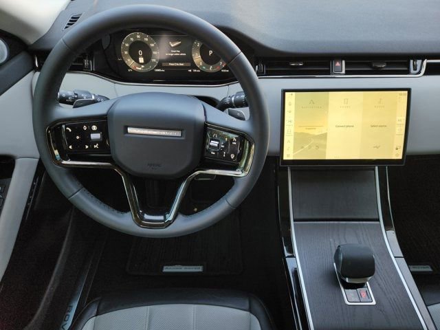 Used 2024 Land Rover Range Rover Evoque Dynamic SE image 29