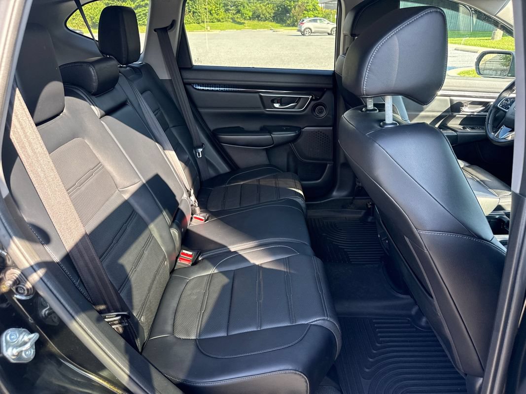 Used 2017 Honda CR-V Touring image 13