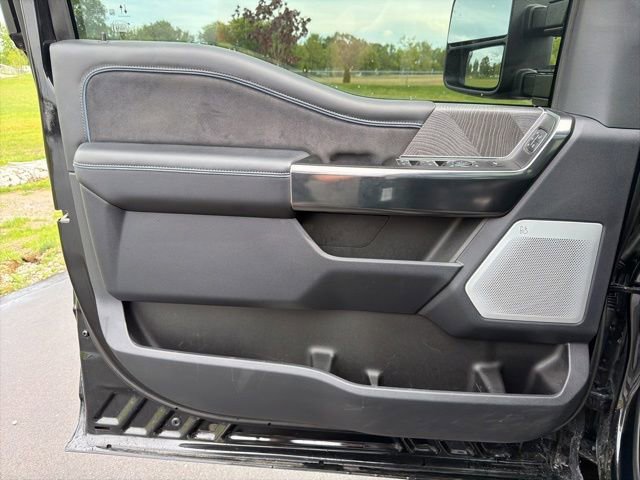 Used 2025 Ford F450 Platinum AWD/4WD image 24