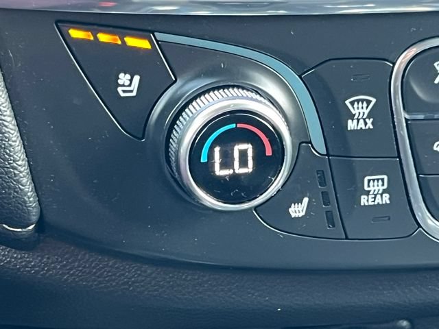 Used 2023 Chevrolet Traverse Premier w/ Redline Edition AWD/4WD image 31