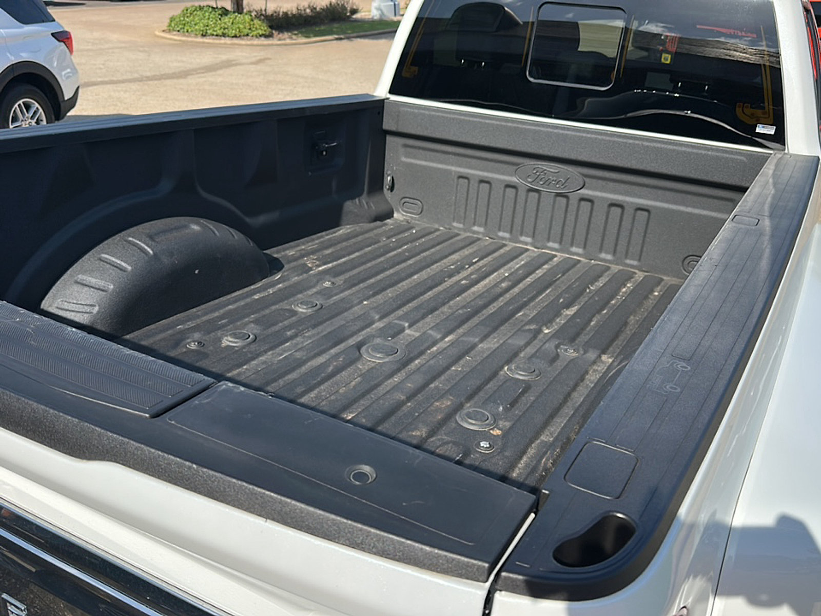 Used 2023 Ford F350 Limited w/ FX4 Off-Road Package AWD/4WD image 10
