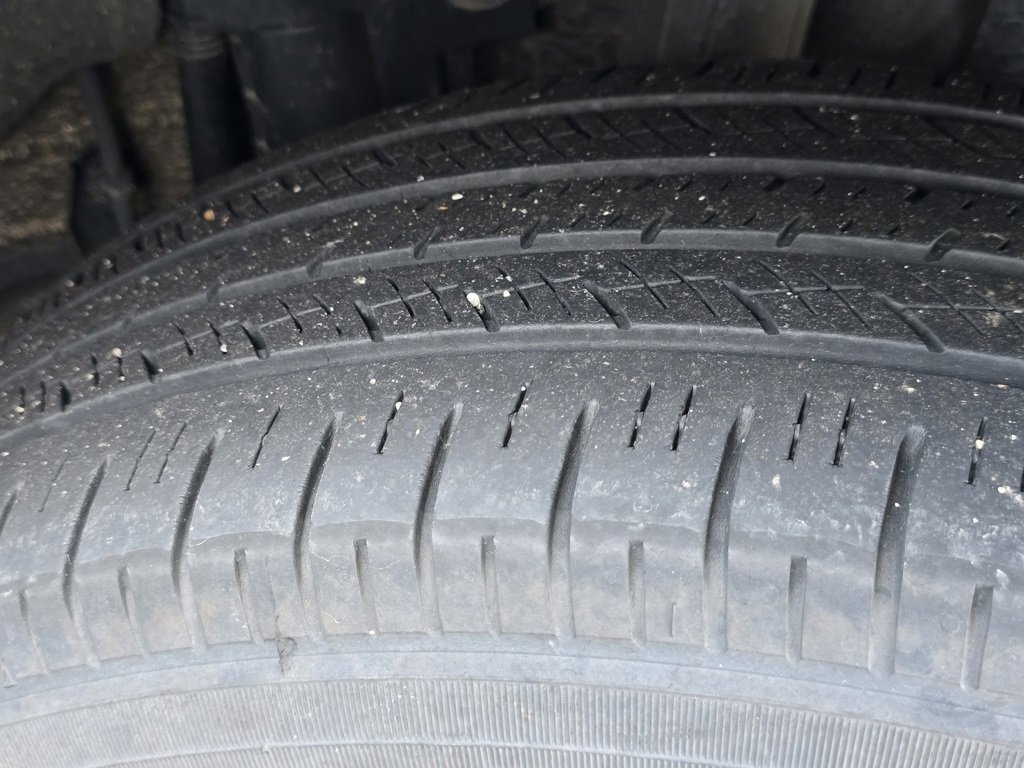 Used 2021 Toyota RAV4 XLE image 25