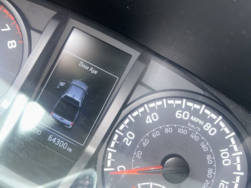 Used 2021 Toyota Tacoma SR w/ SR Convenience Package image 11