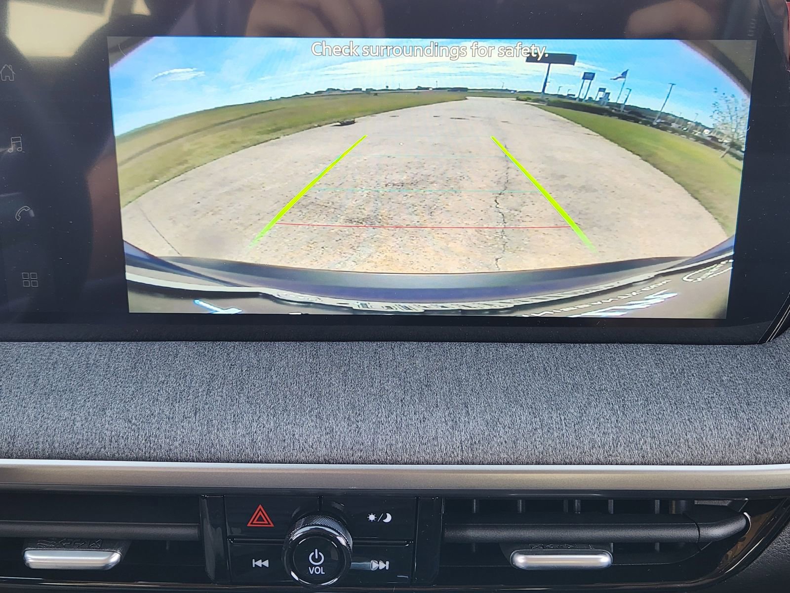 New 2026 Nissan Kicks SV w/ SV Premium Package image 17