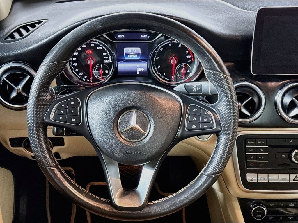 Used 2019 Mercedes-Benz GLA 250 4MATIC image 13