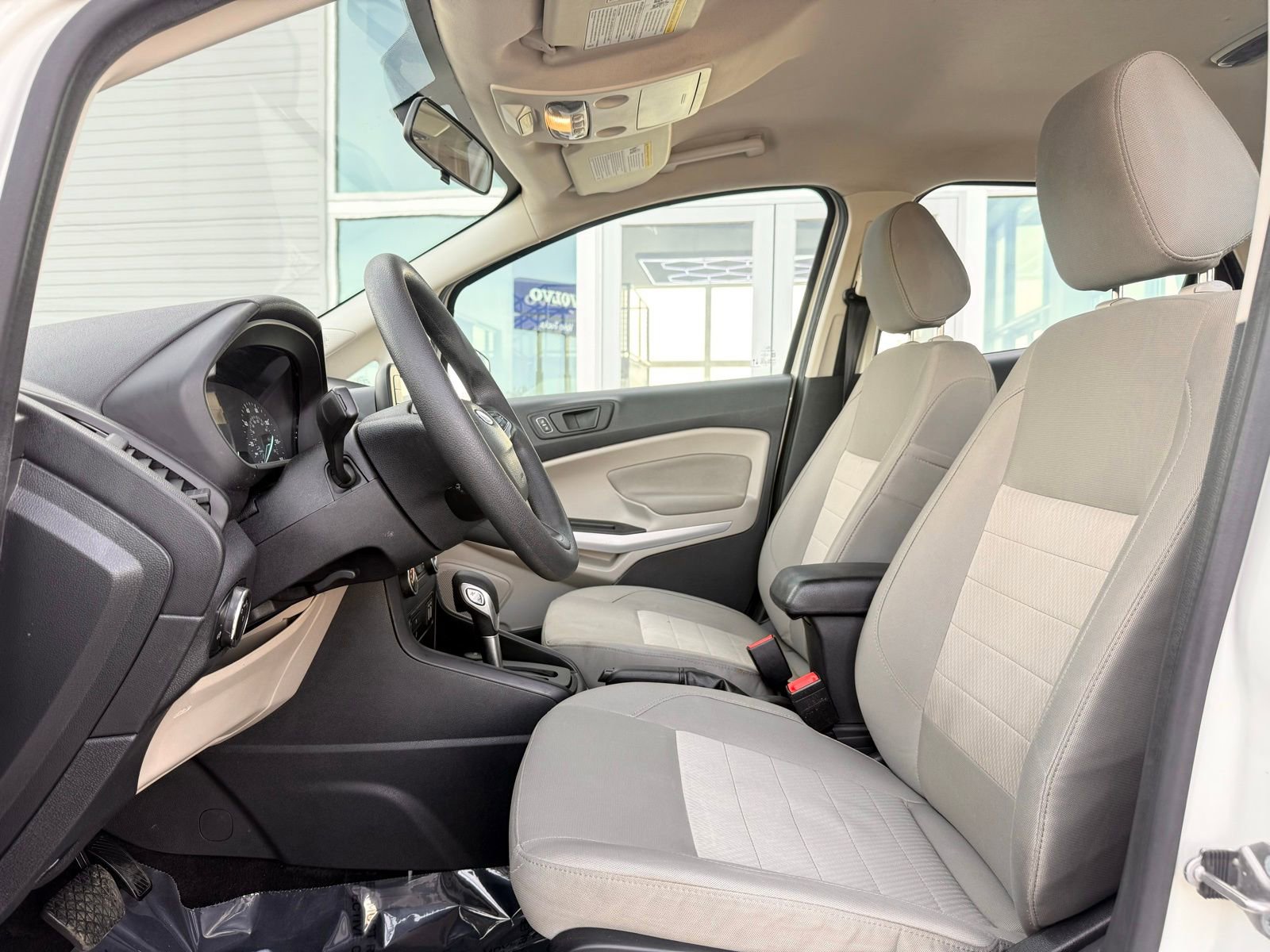 Used 2020 Ford EcoSport S image 11