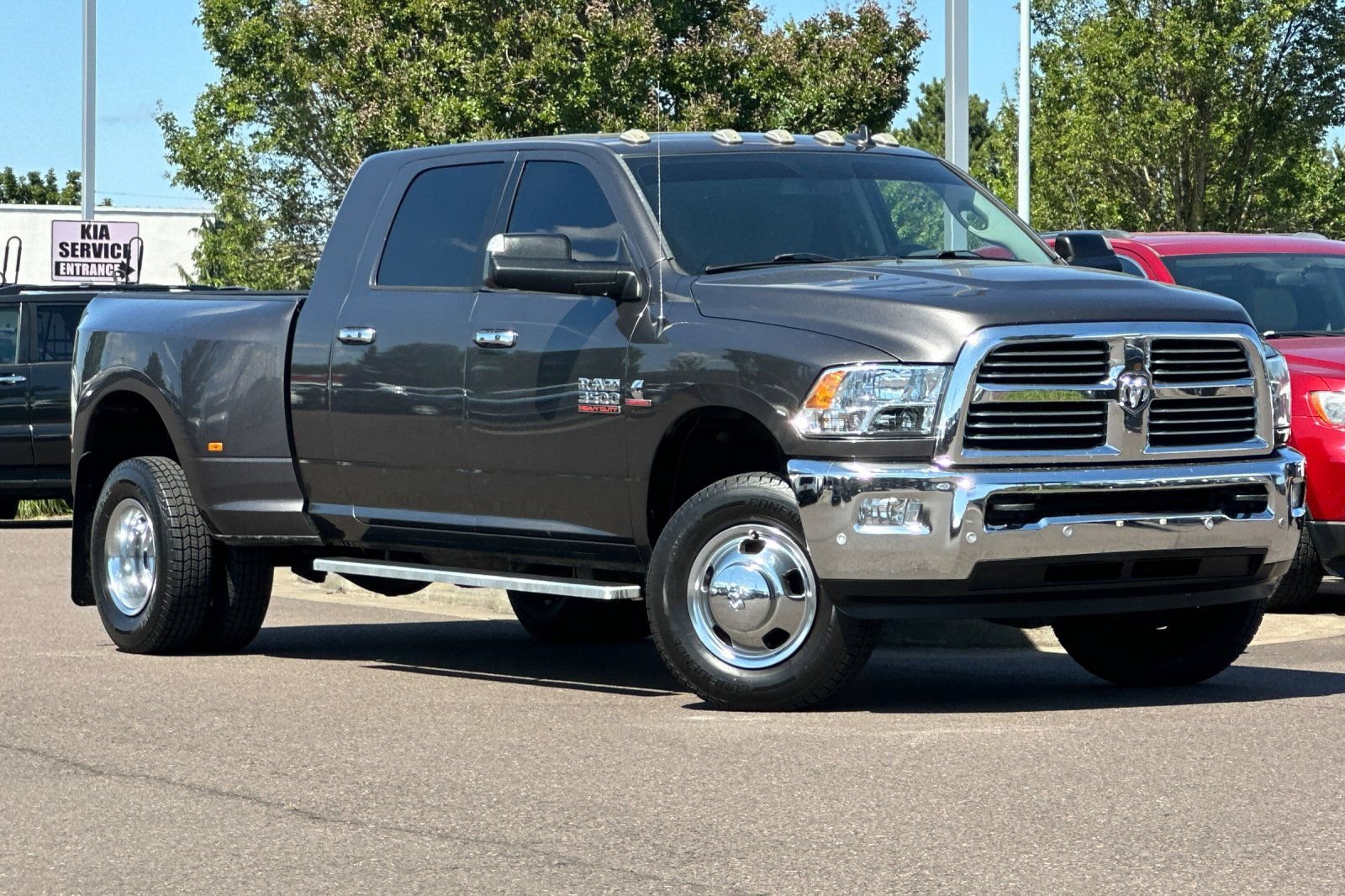 Used 2017 RAM 3500 Big Horn AWD/4WD image 2