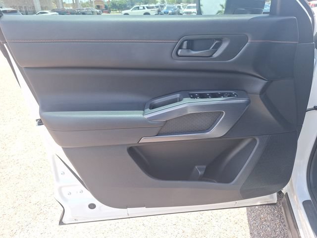 Certified 2024 Nissan Pathfinder Rock Creek AWD/4WD image 11