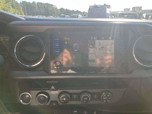 Used 2019 Toyota Tacoma TRD Off-Road AWD/4WD image 27