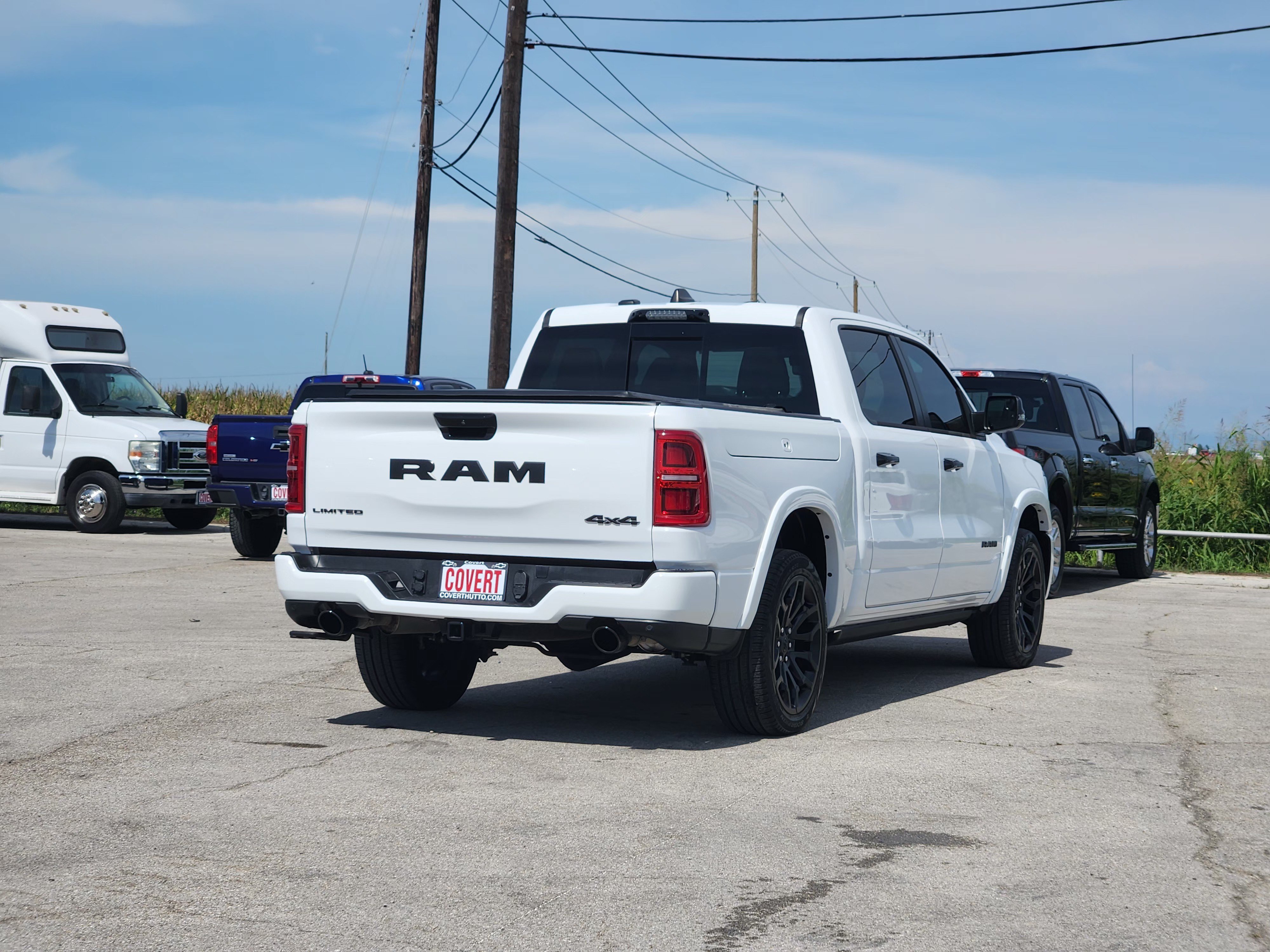 Used 2025 RAM 1500 Limited AWD/4WD image 7