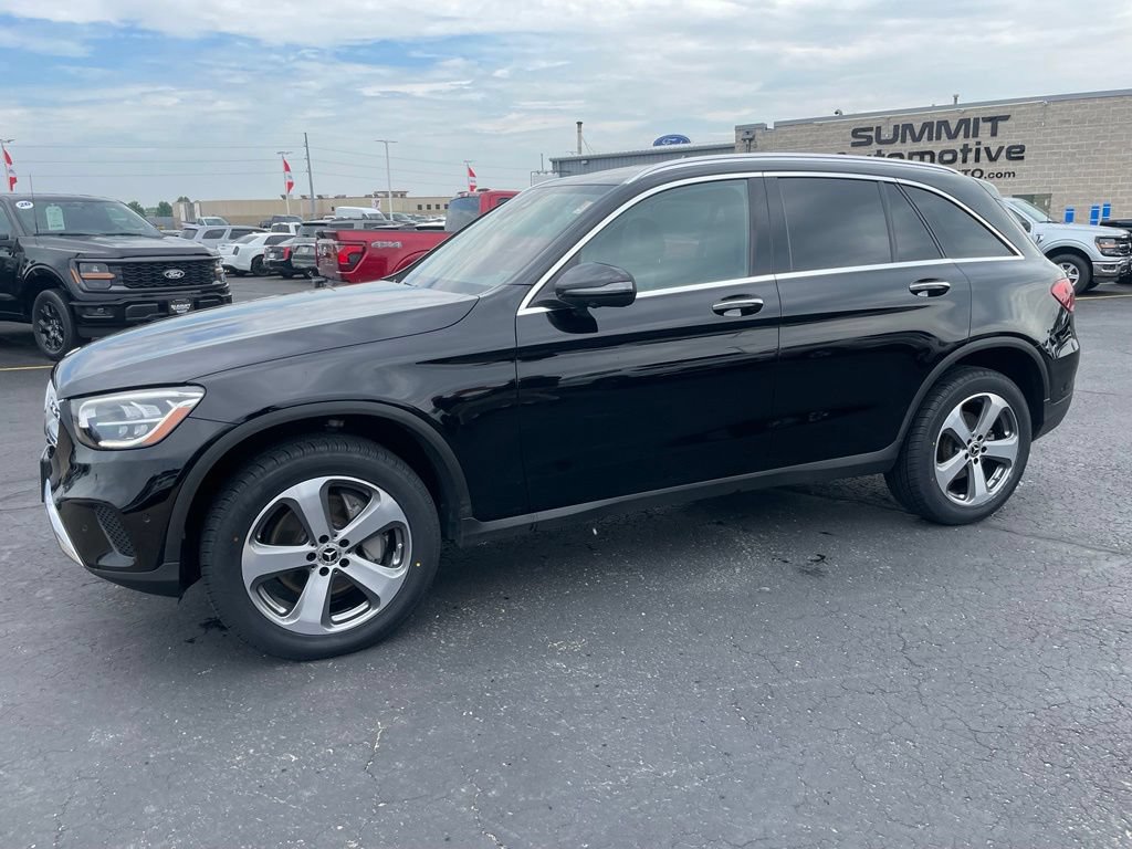 Used 2022 Mercedes-Benz GLC 300 4MATIC image 5