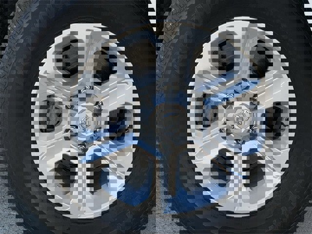 Used 2022 Toyota 4Runner SR5 image 10